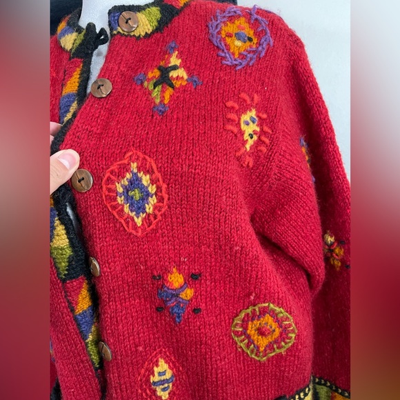 Newari Icelandic Design Handcrafted in Napal 100% Wool Embroidered Cardigan M - Picture 4 of 8